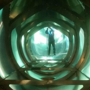 Meet your Posher, Raymond